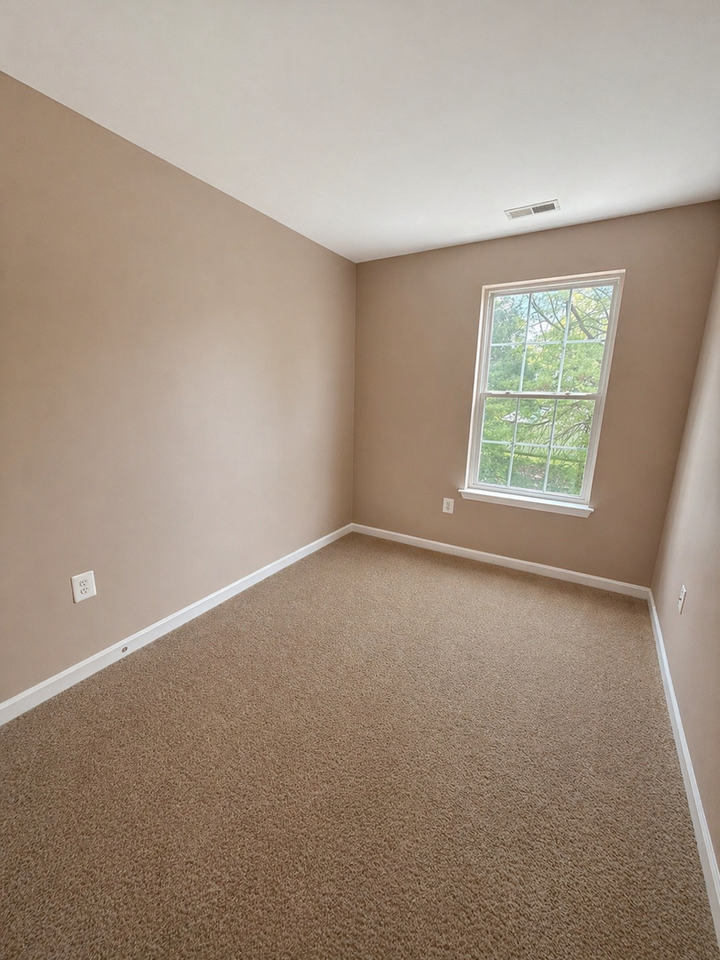 1411 Bonnett Pl #F - Photo 6 of 21