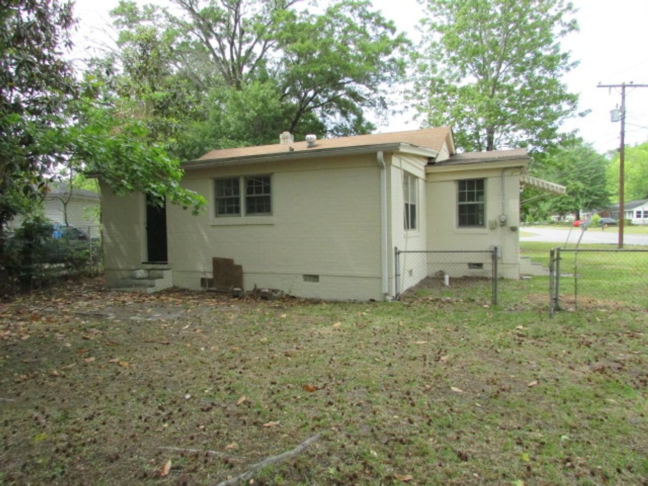 424 Sanders Dr - Photo 4 of 22