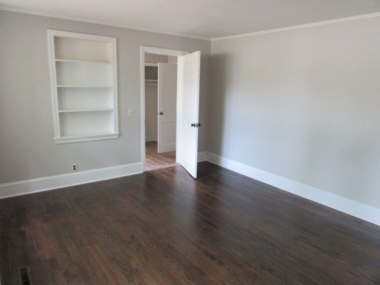 424 Sanders Dr - Photo 5 of 22