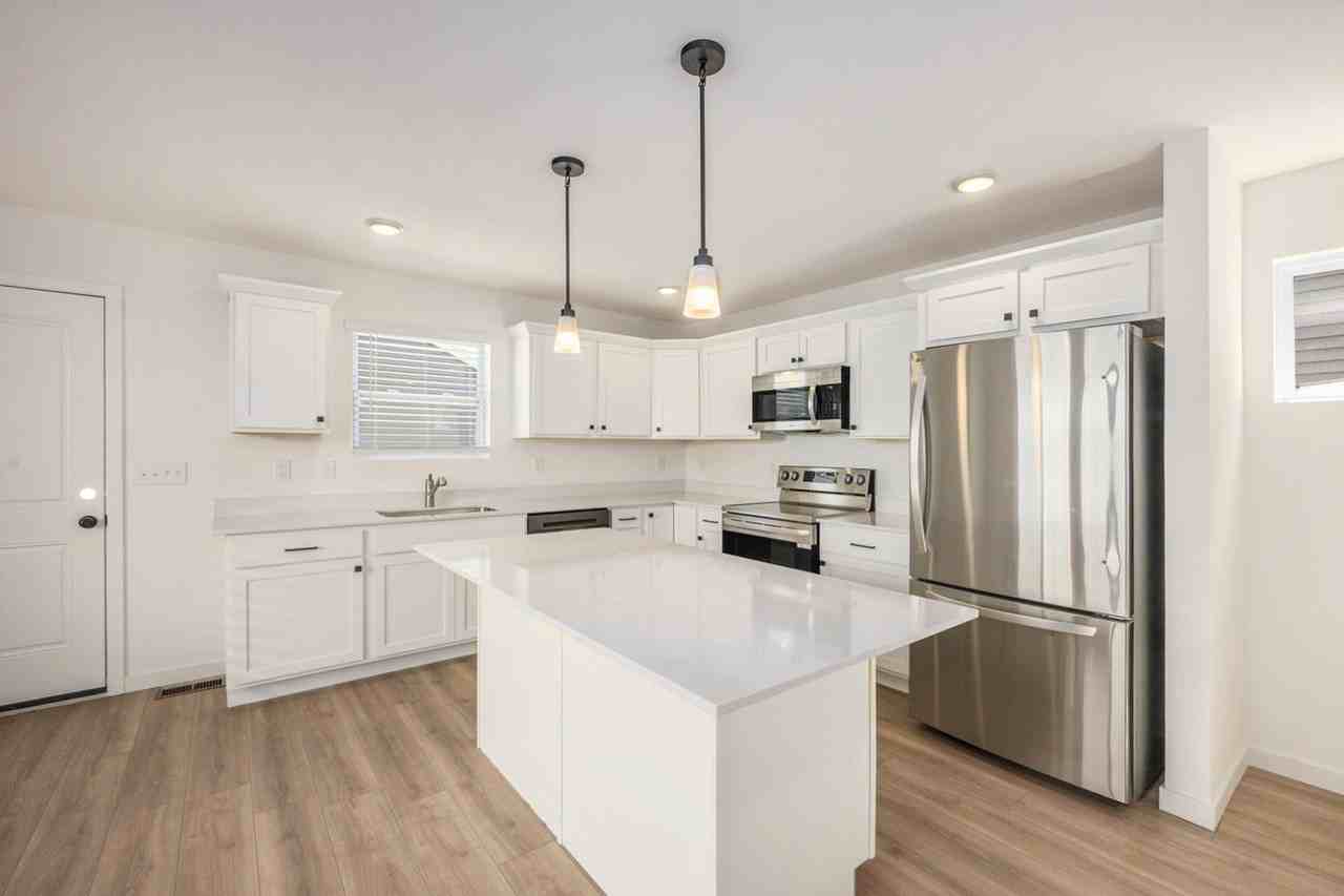 6130 Aurelius Rd - Photo 2 of 24