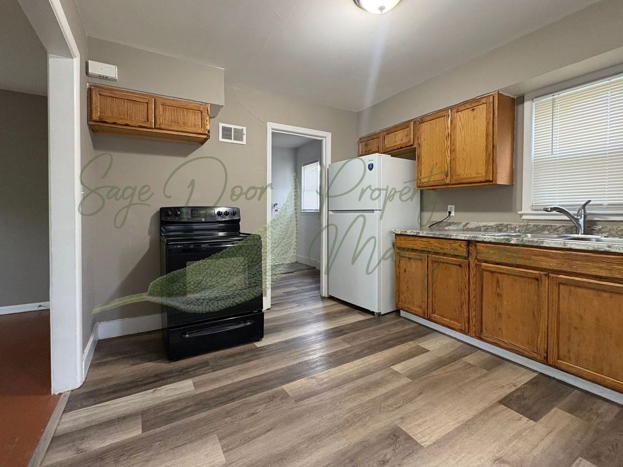 1214 N Union St - Photo 7 of 18