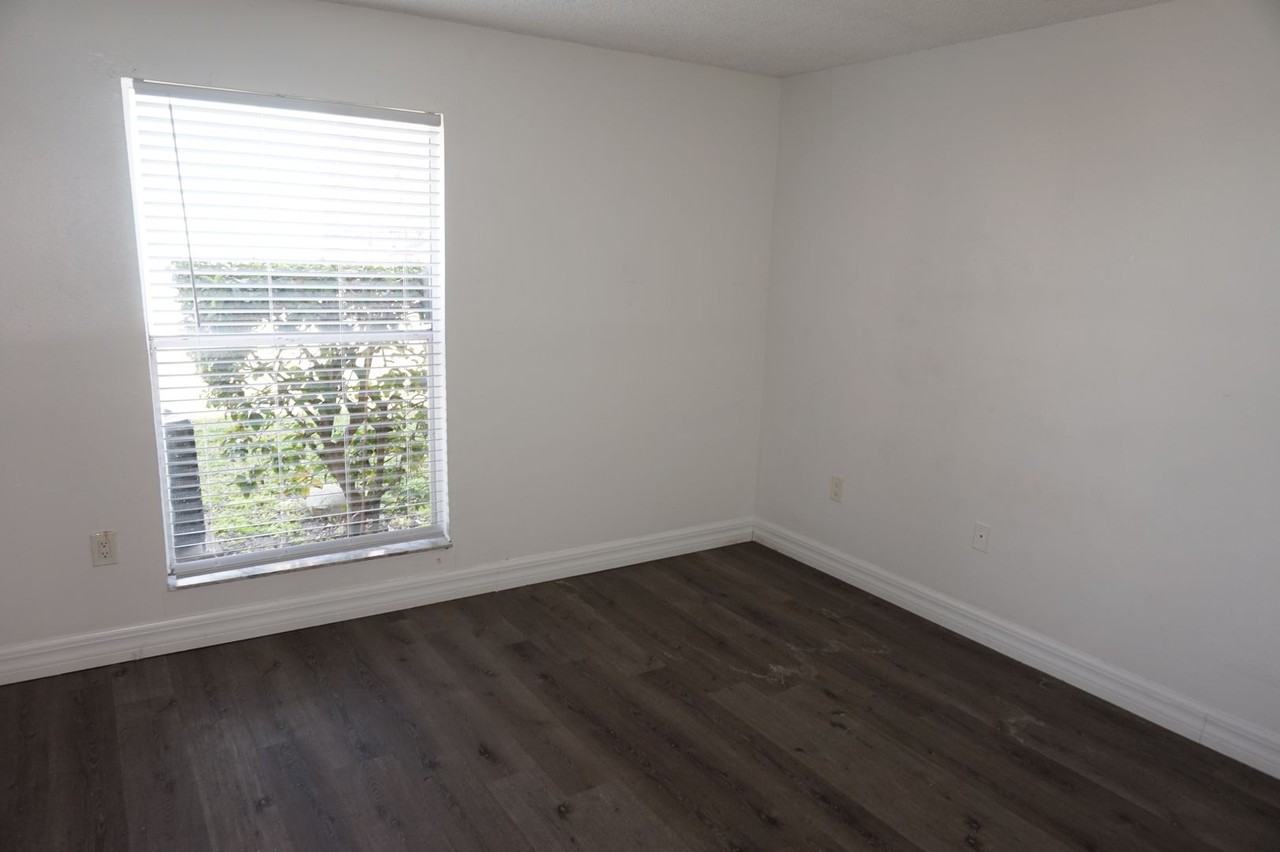 1905 Caralee Blvd #2 - Photo 7 of 8