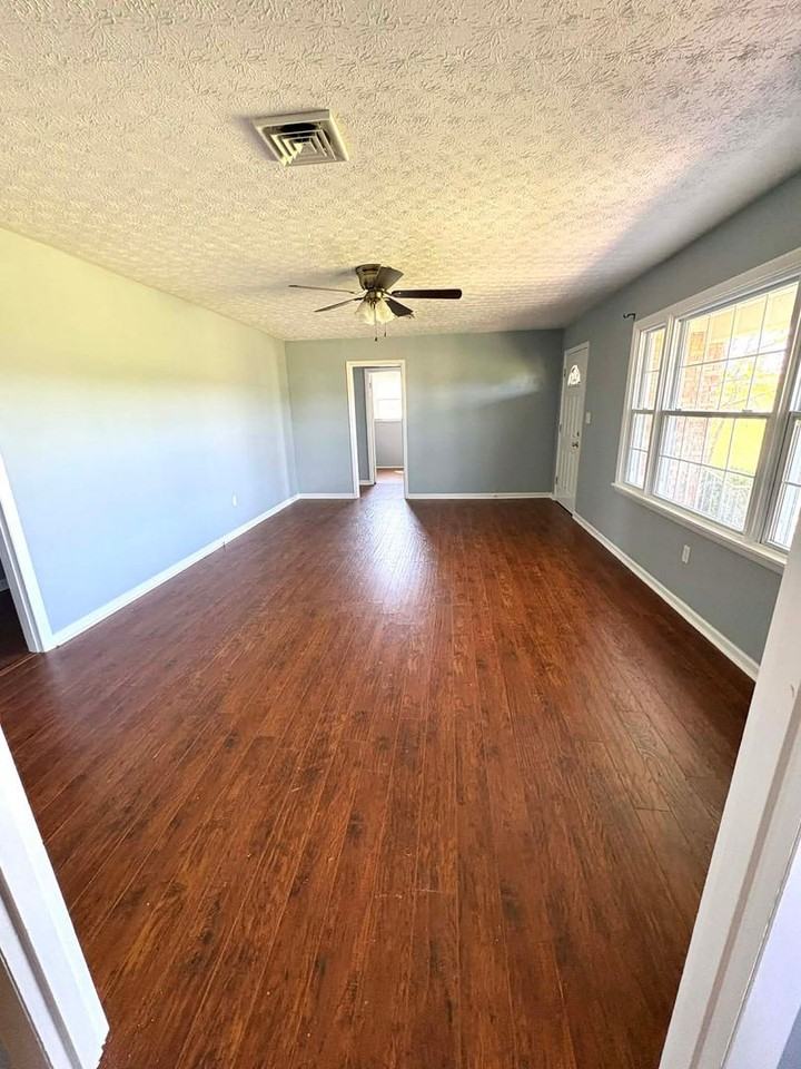 2550 Lyon School Rd - Photo 3 of 16