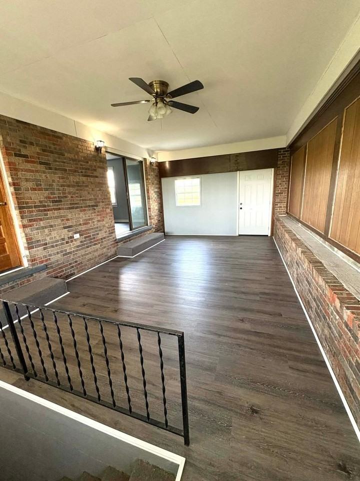 2550 Lyon School Rd - Photo 5 of 16