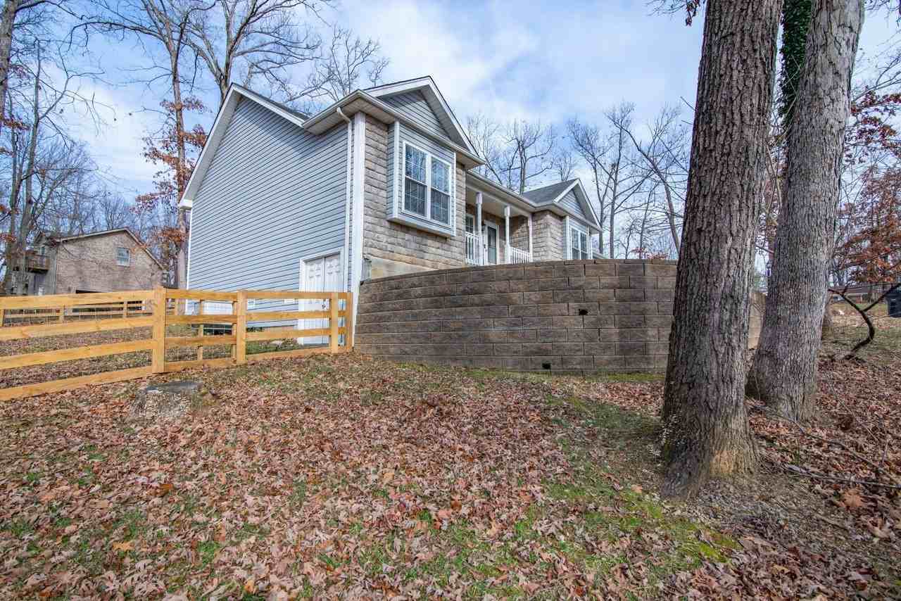 28 Sunnyview Rd - Photo 2 of 36