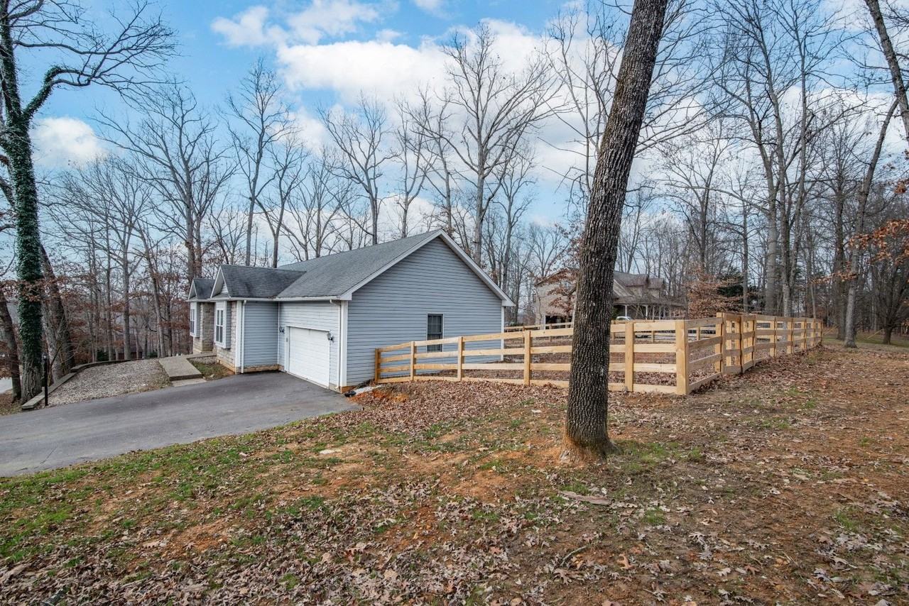 28 Sunnyview Rd - Photo 6 of 36