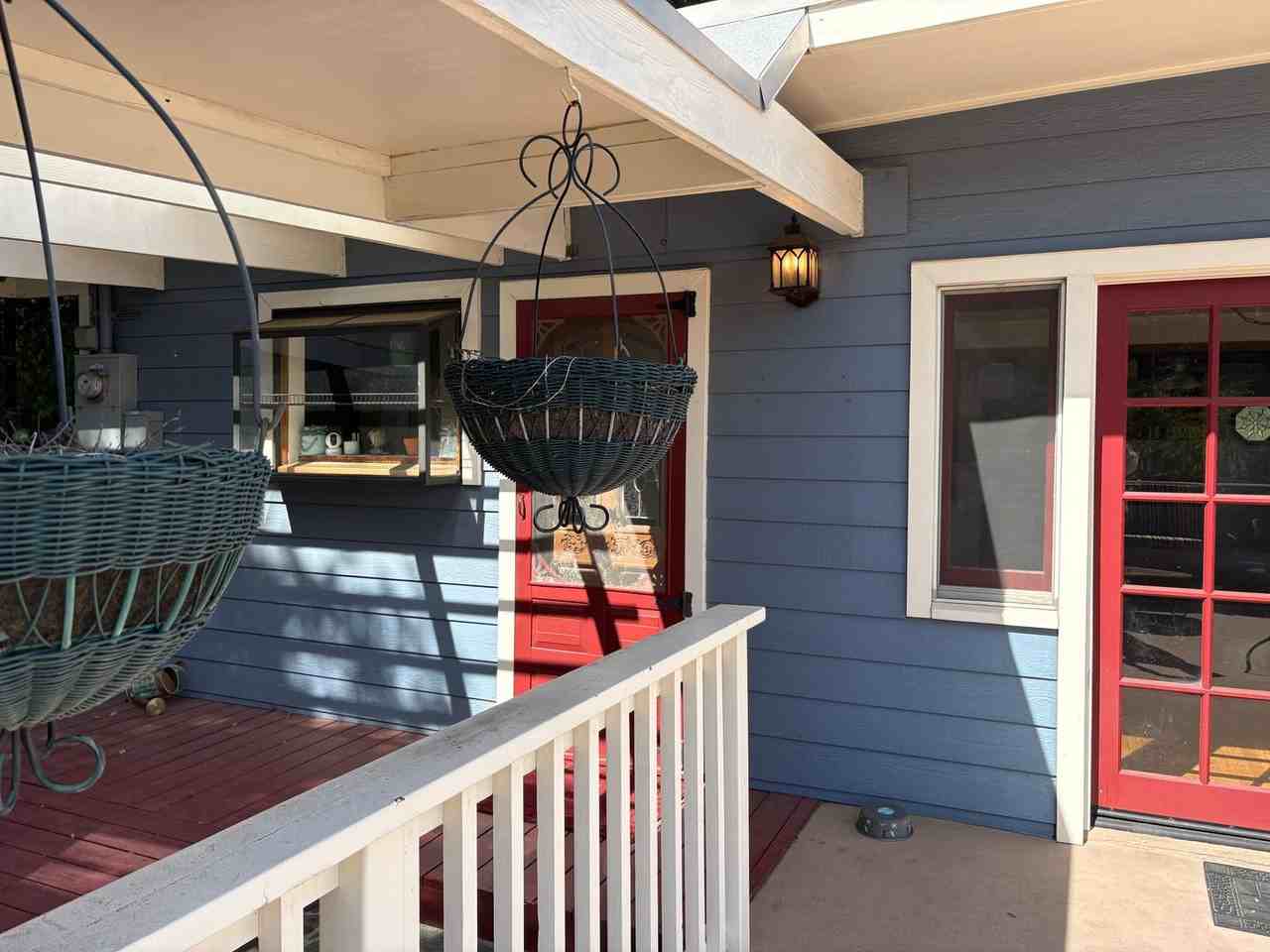 7036 Highcliff Trl - Photo 4 of 34