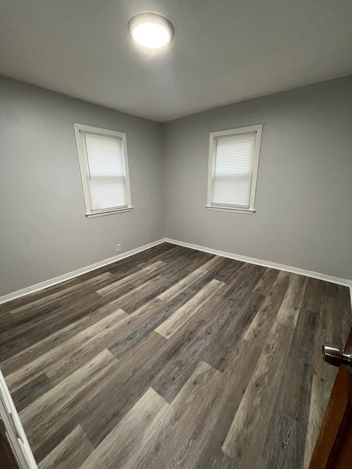 1010 40th Ave - Photo 6 of 8