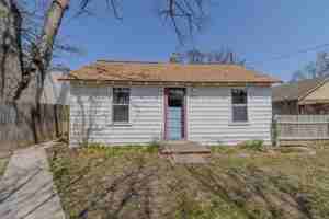 featured image of 624 W 13th St