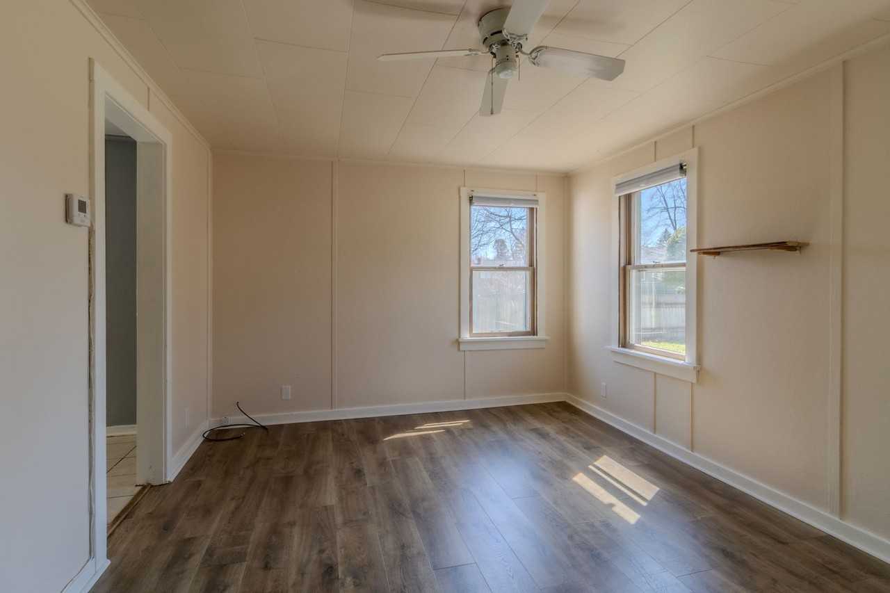 624 W 13th St - Photo 6 of 24