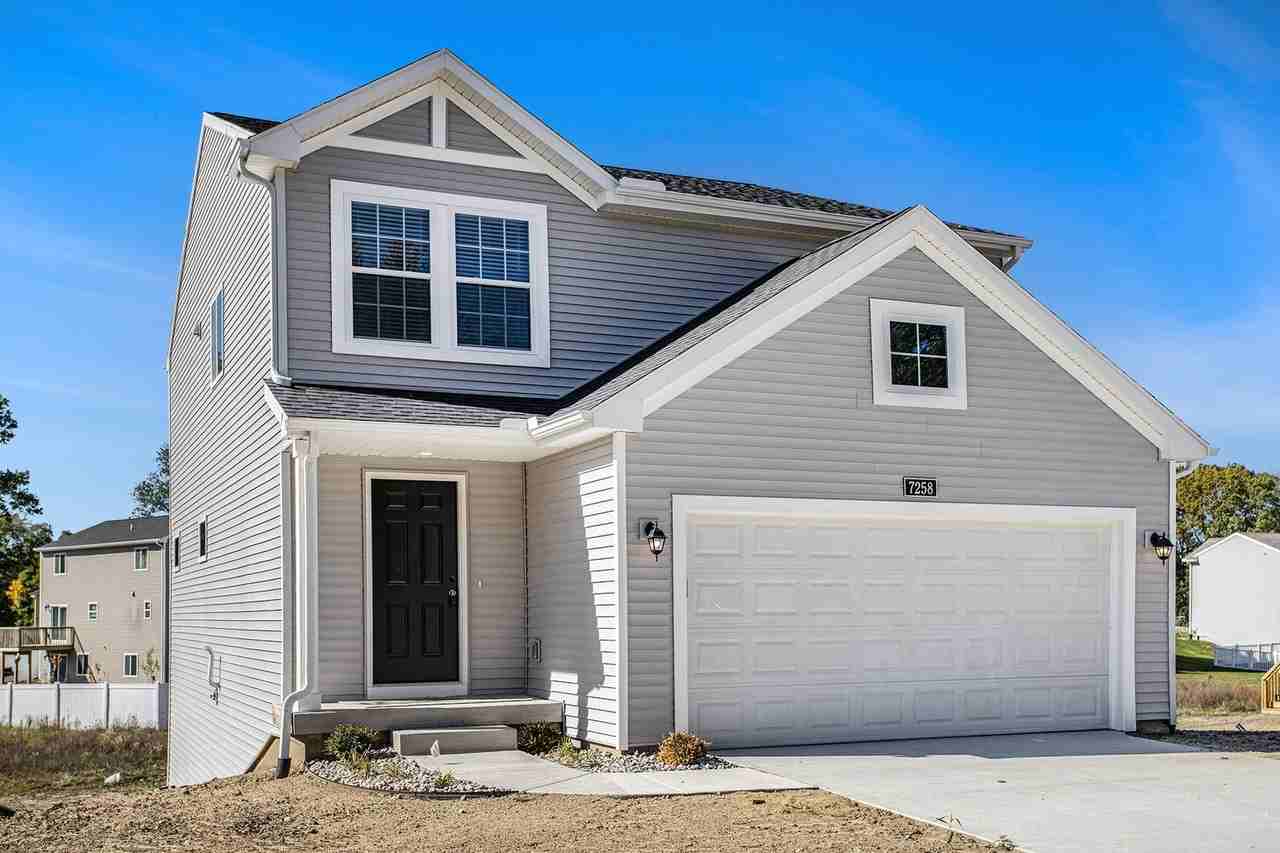 8222 8222 Crestbrook Court - Photo 3 of 22