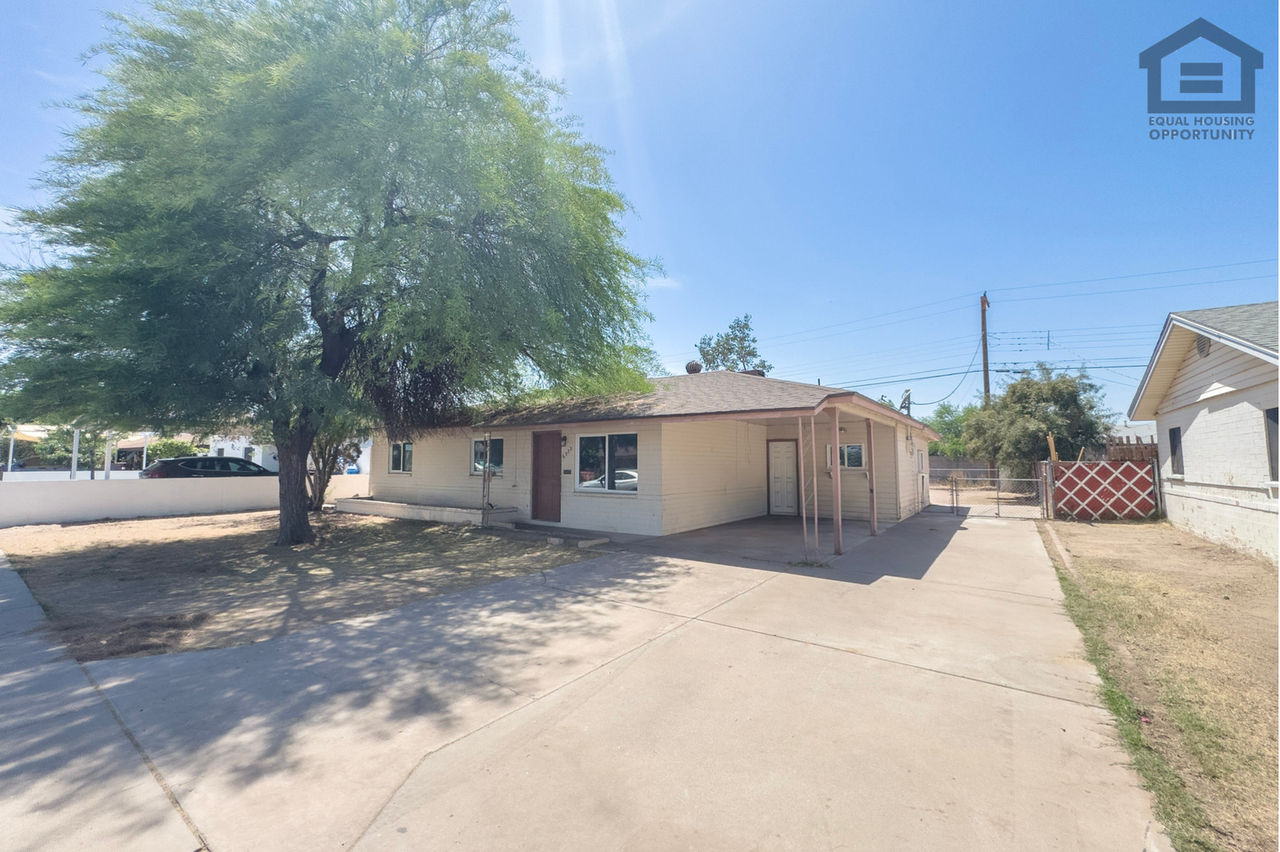 6532 N 19th Dr - Photo 3 of 27