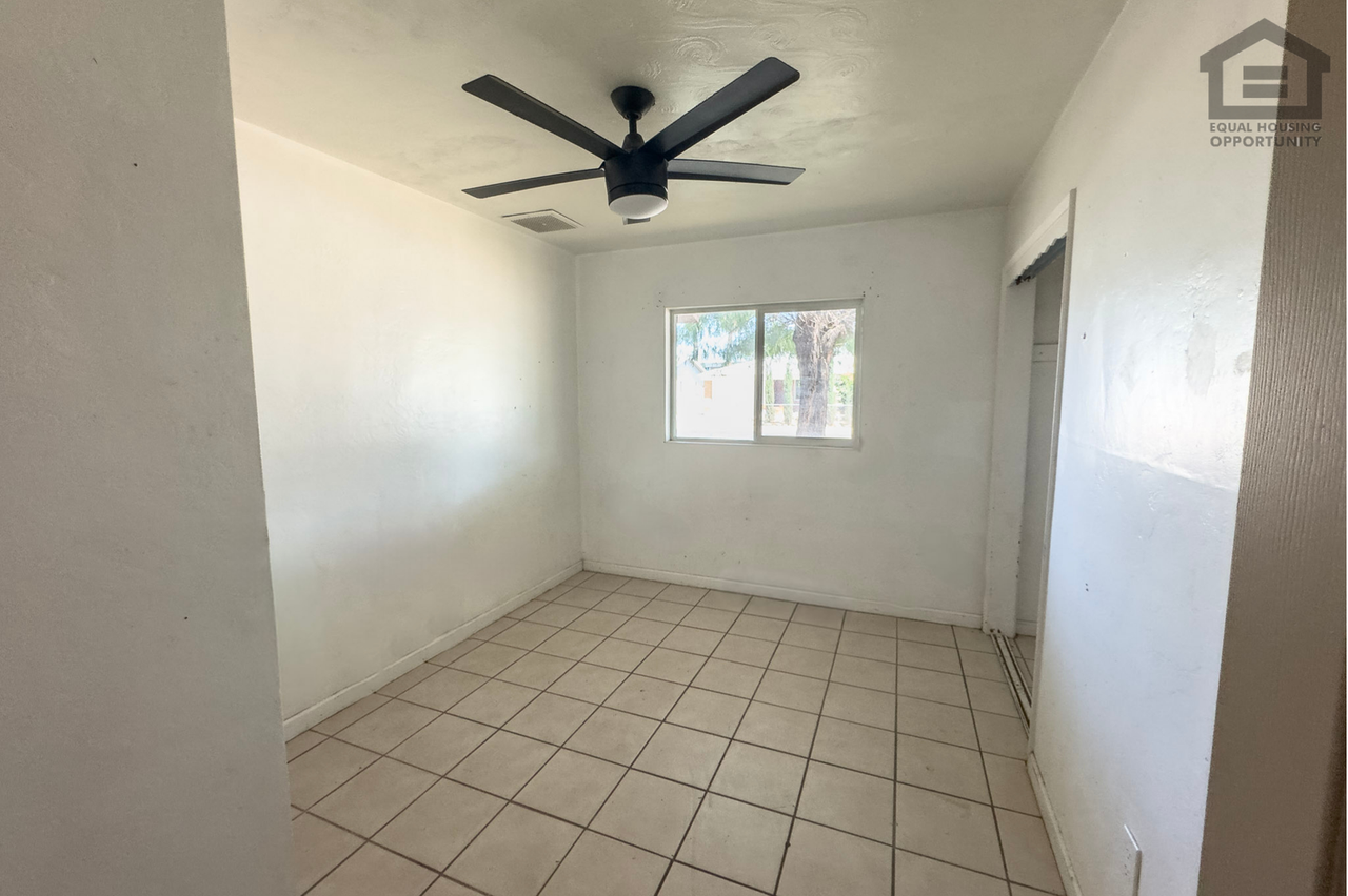 6532 N 19th Dr - Photo 6 of 27