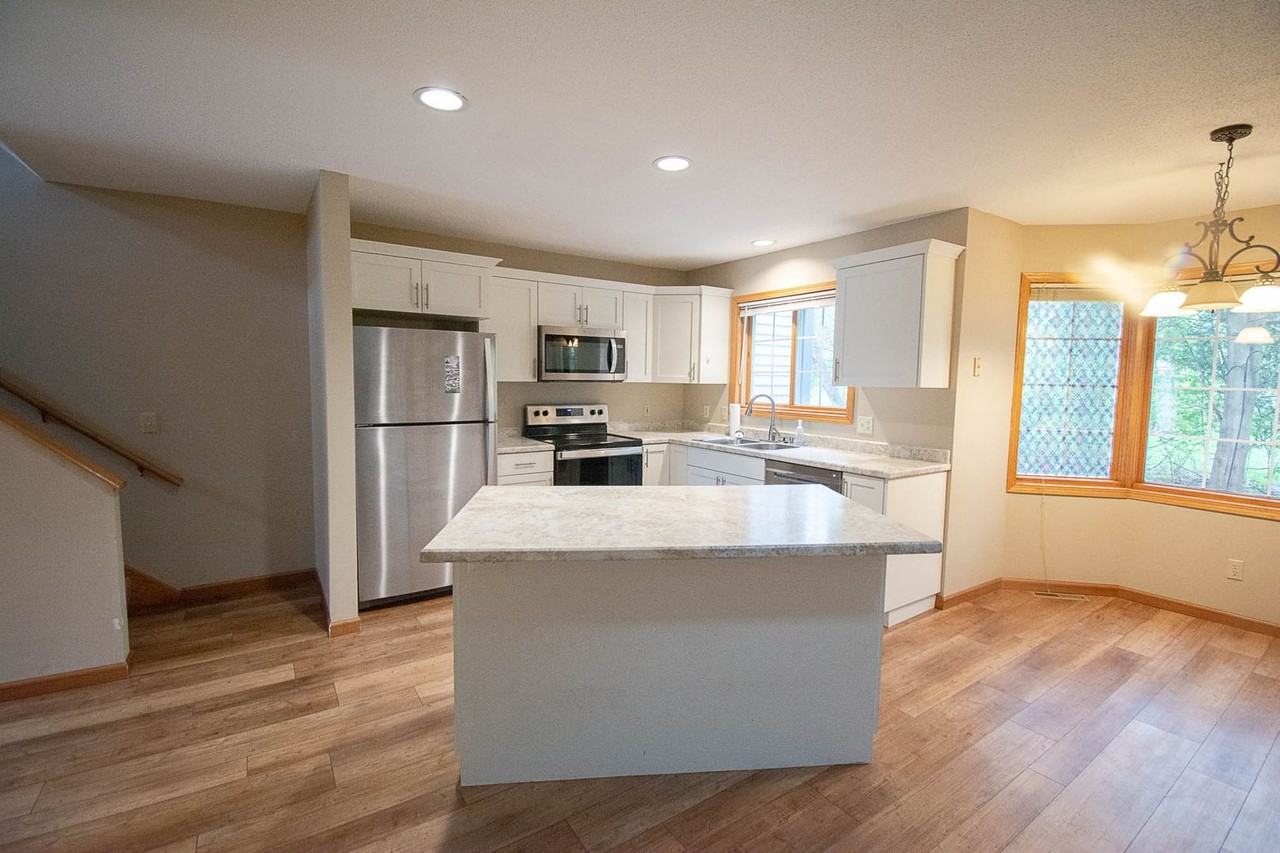 2607 Tuxedo Ln Nw - Photo 3 of 28