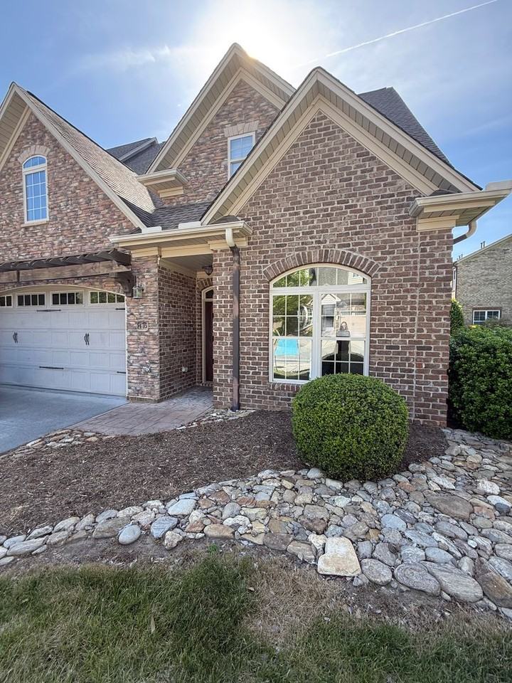 1476 Neville Gardens Ln - Photo 3 of 21