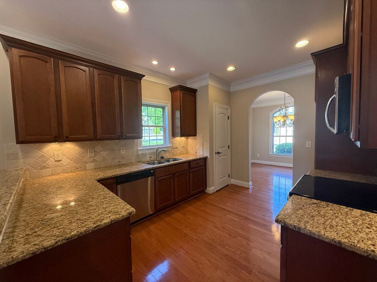 1476 Neville Gardens Ln - Photo 6 of 21