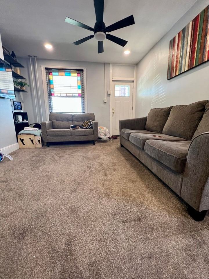 3445 Cresson St - Photo 5 of 30