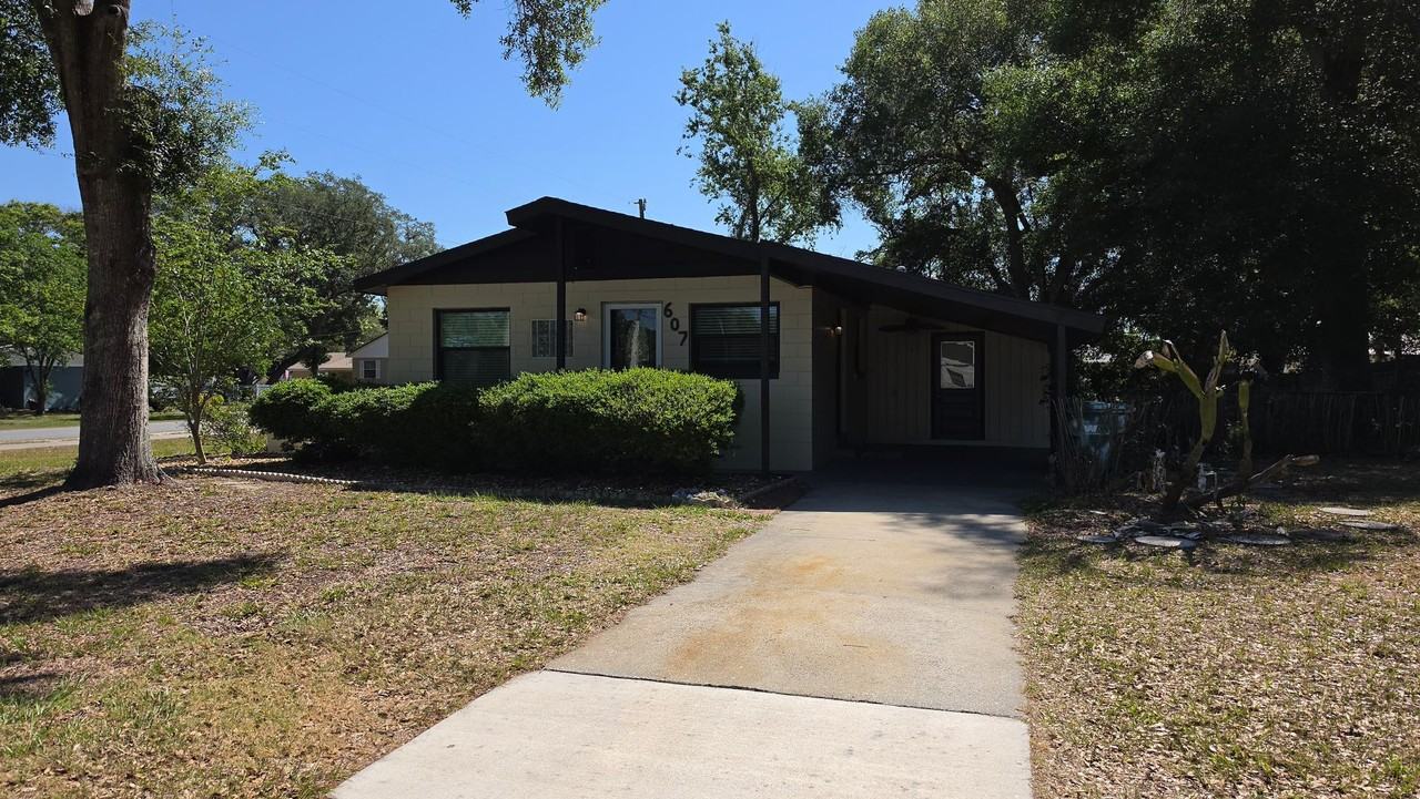 607 Patricia Ave - Photo 2 of 25