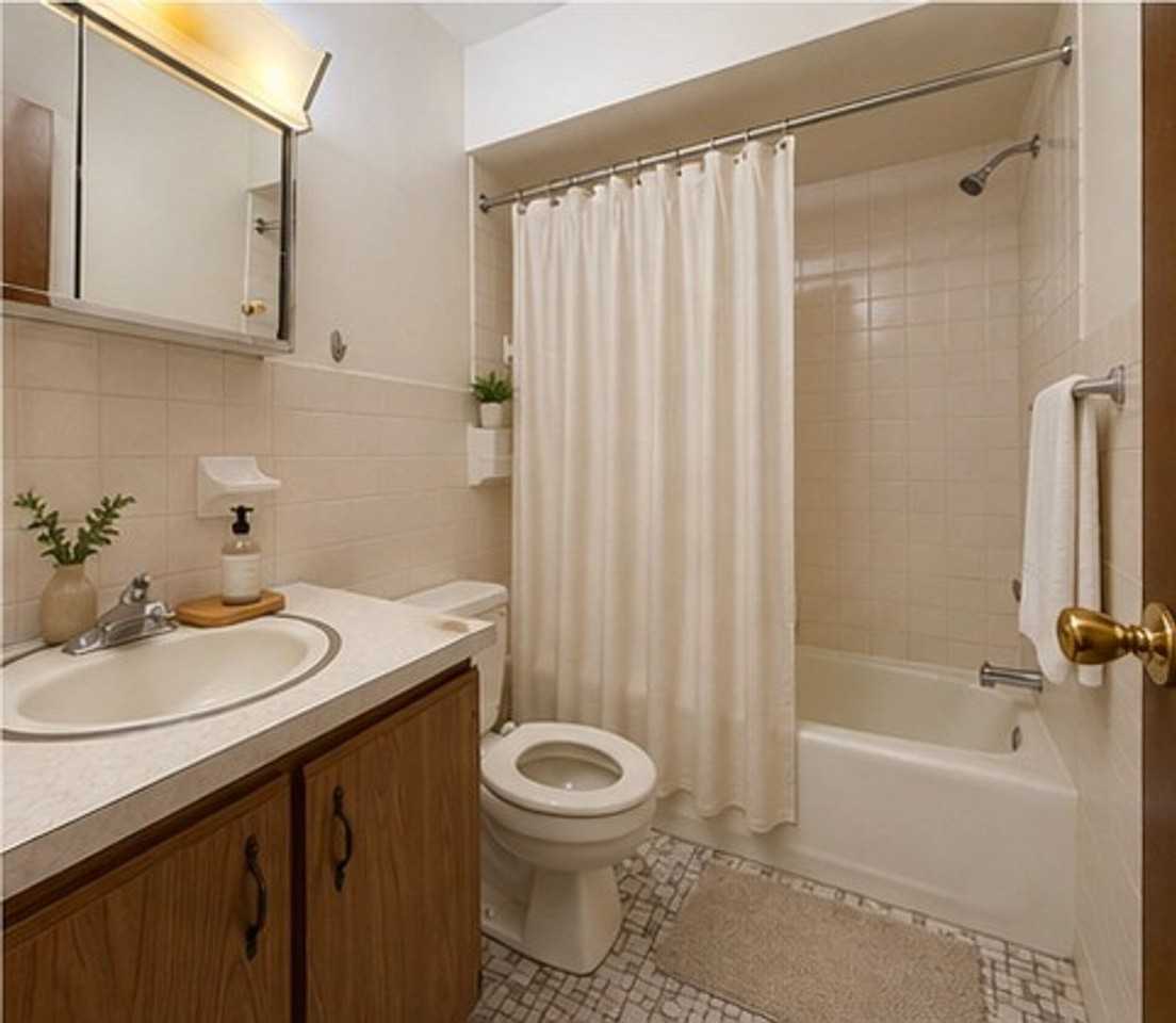 Walnut Grove - Photo 5 of 5