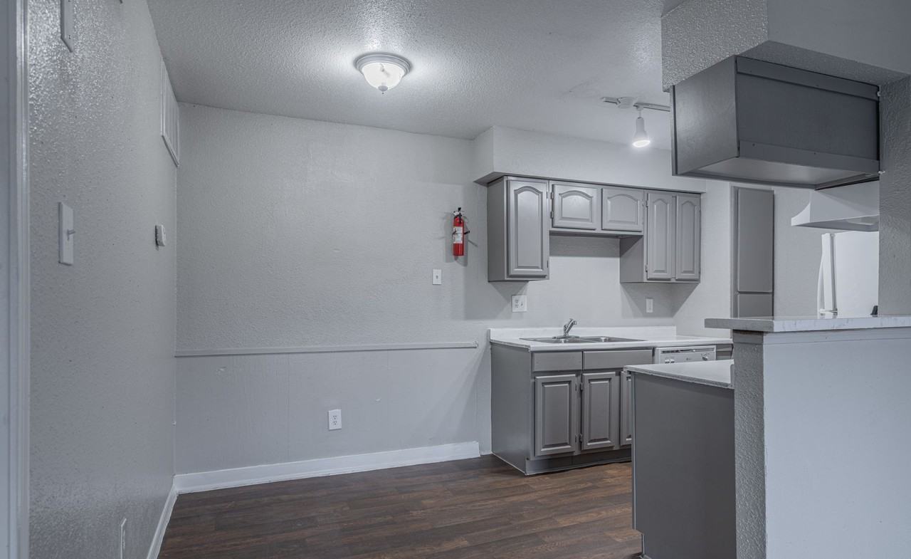 New Haven Apartments - Photo 5 of 19