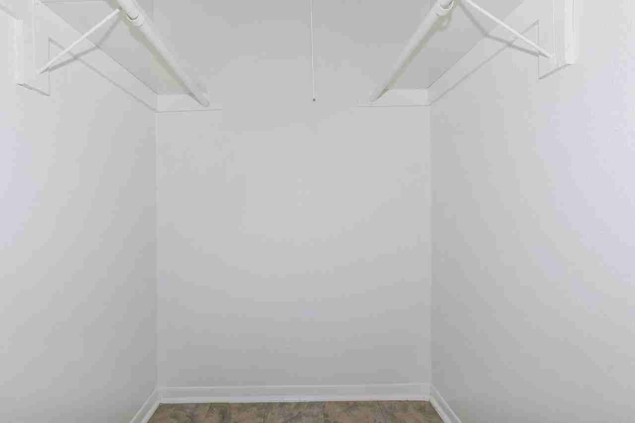 Port Arthur Park Apartments - Photo 7 of 11