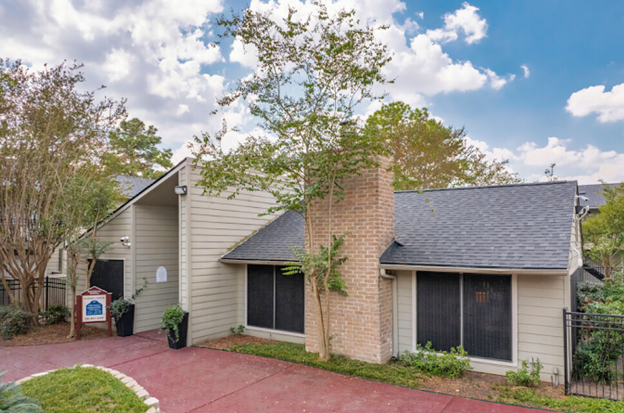 Rockridge Springs Apartments - Photo 2 of 22