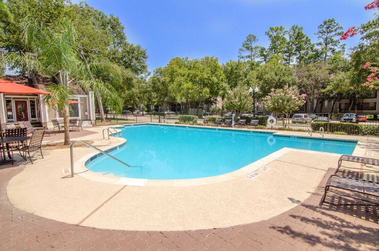 Serena Woods Apartments - Photo 6 of 21