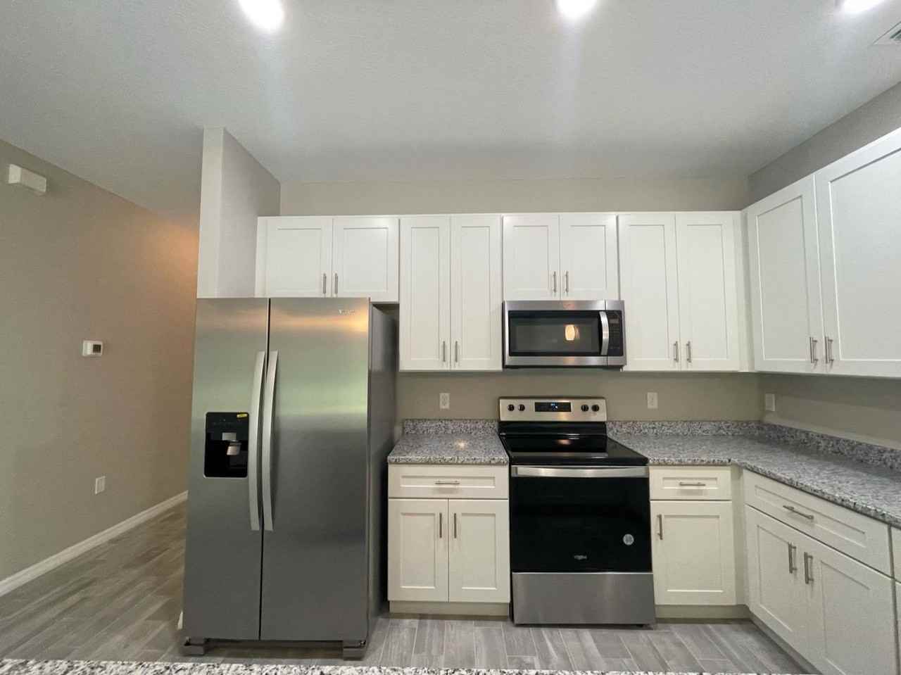 407 Bedlington Ct - Photo 3 of 21