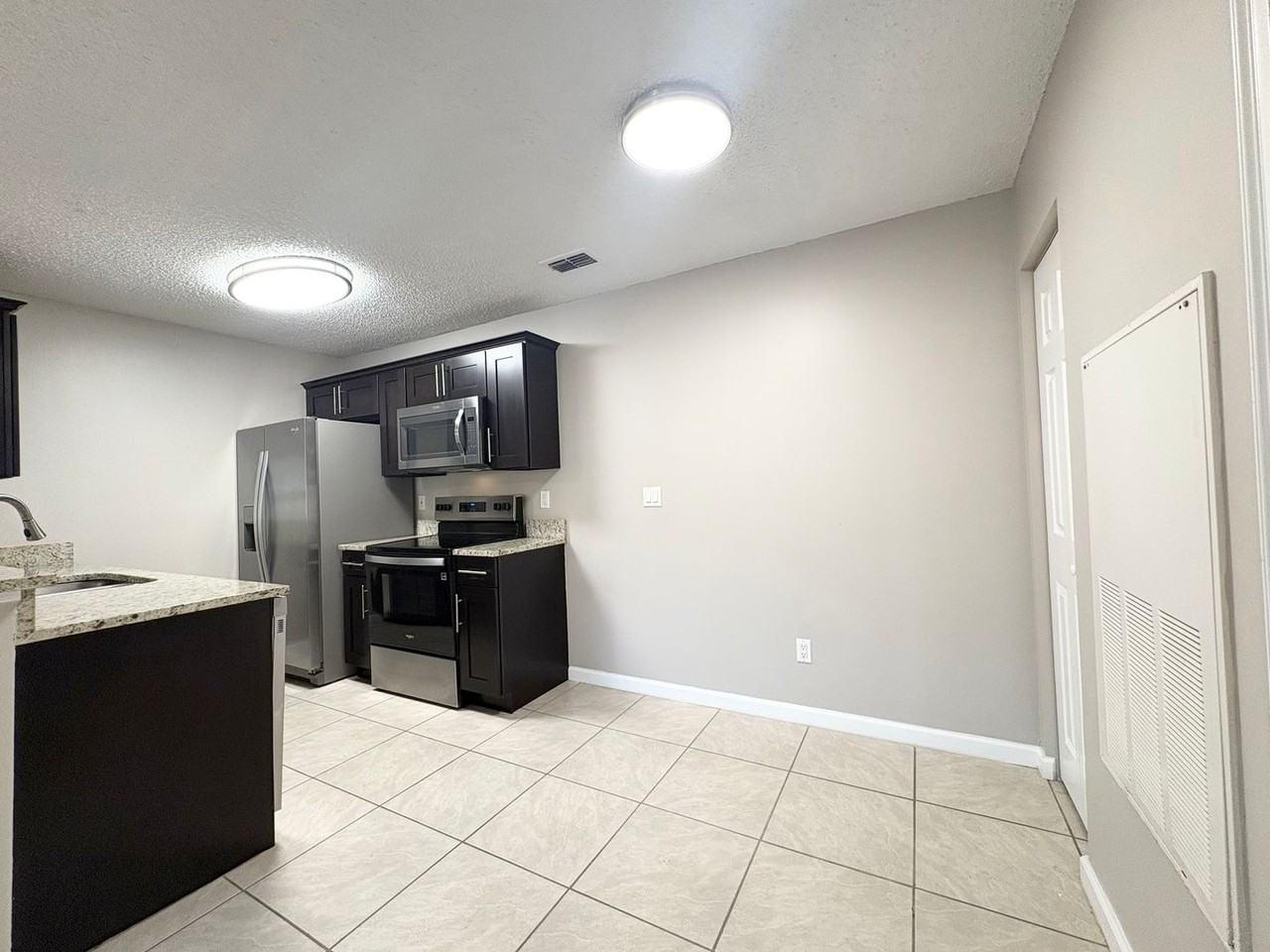 2569 Grassy Point Dr #109 - Photo 6 of 20