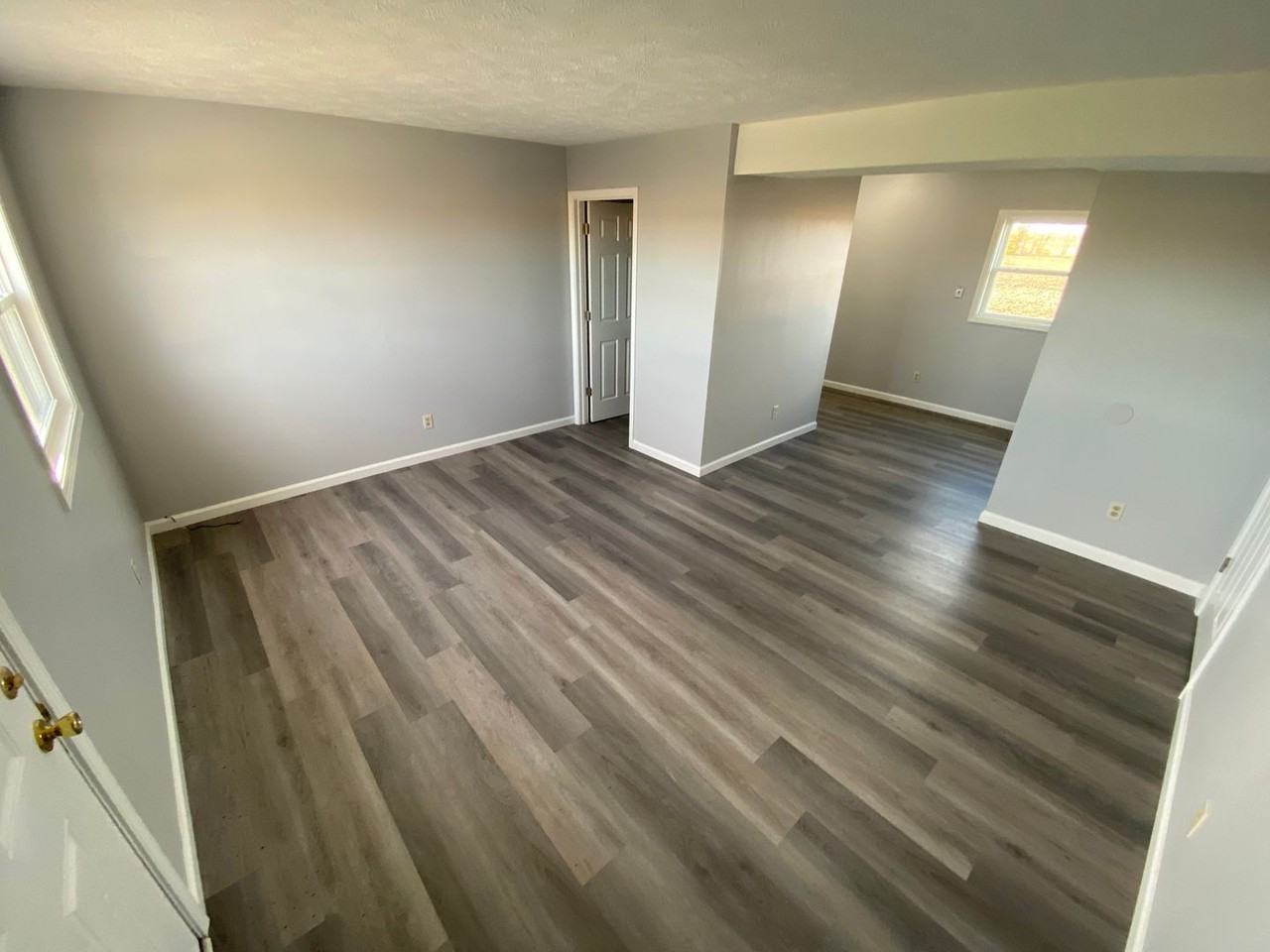 2189 N State Road 47 - Photo 2 of 12