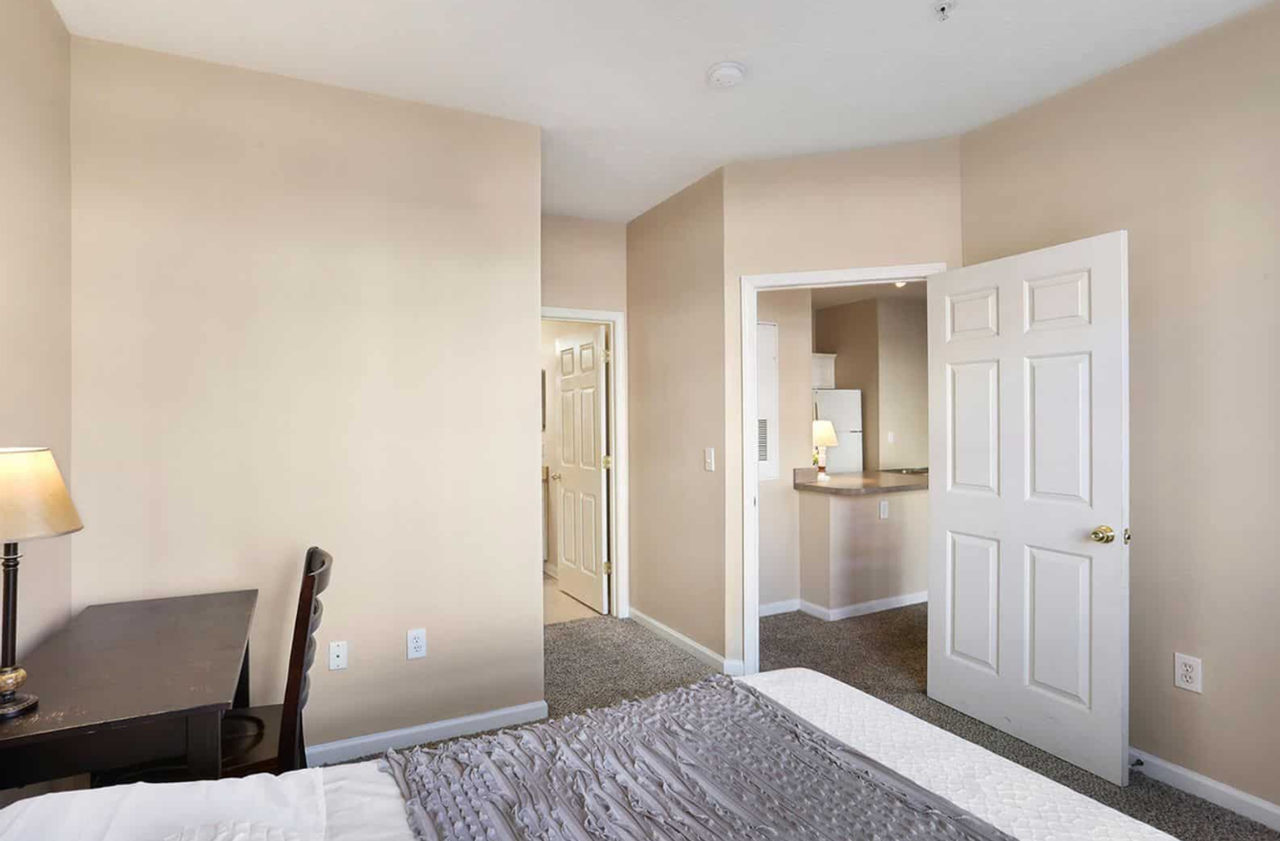 1905 N Lincoln Ave #127 - Photo 3 of 4