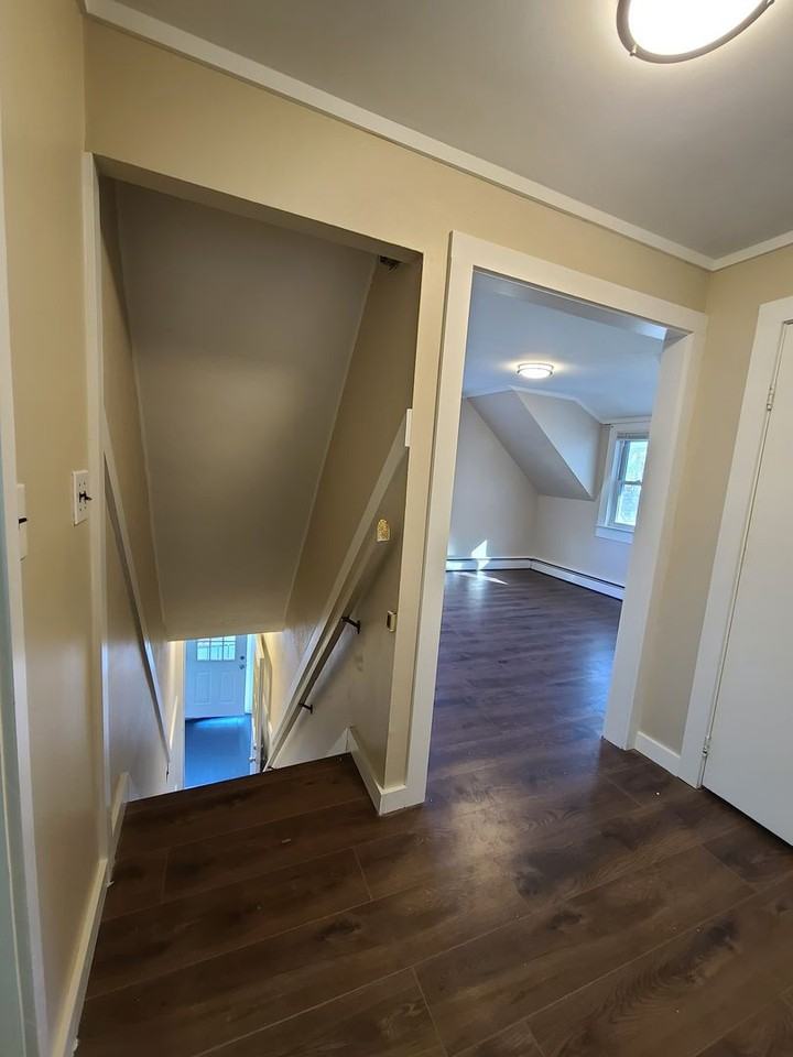 9 Stanley Ave - Photo 6 of 20