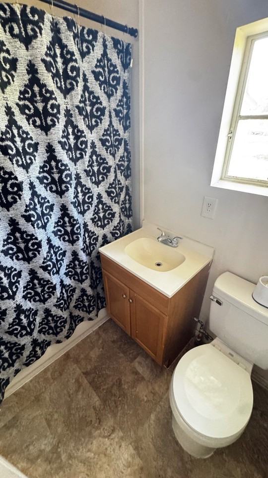 6130 Broad St - Photo 7 of 17