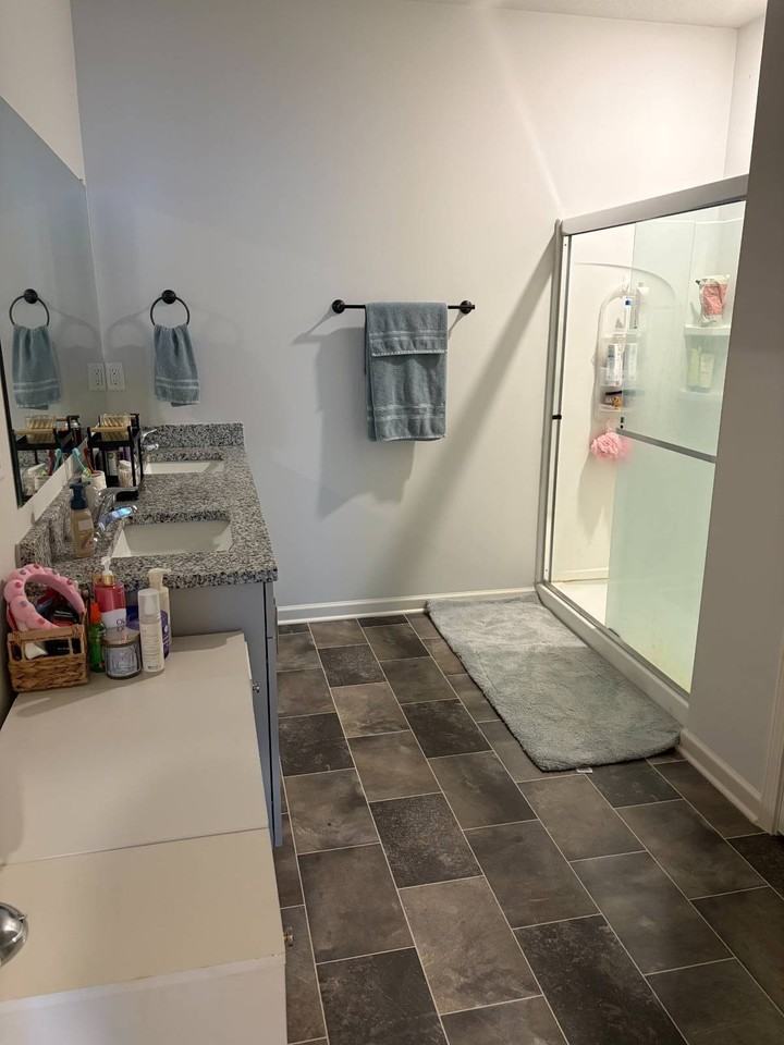 7979 Hickory Meadow Rd - Photo 6 of 23