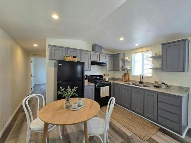 3825 N Nellis Blvd Trlr 96 #96 - Photo 2 of 8