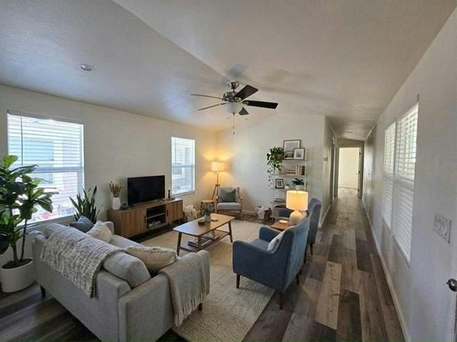 3825 N Nellis Blvd Trlr 96 #96 - Photo 3 of 8