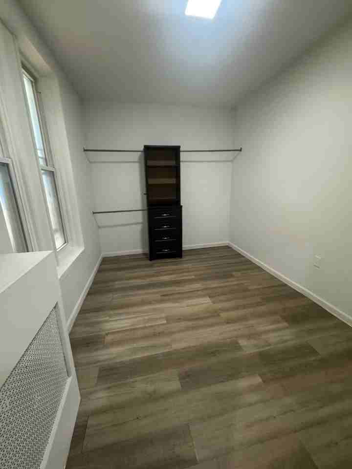 738 Kelly St #2 - Photo 6 of 11