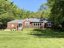 136 E Hazel Dell Ln - Photo 1 of 1