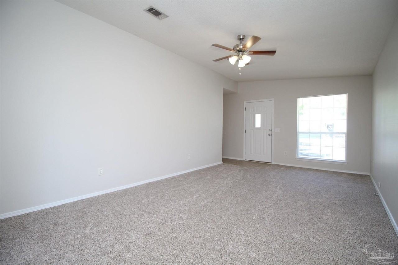 509 Wood Crest Way - Photo 3 of 21