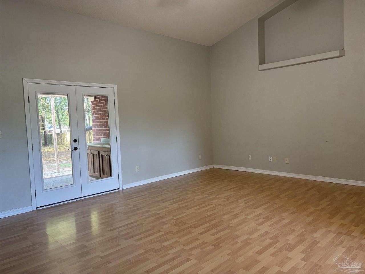 5614 Whispering Woods Dr - Photo 2 of 18