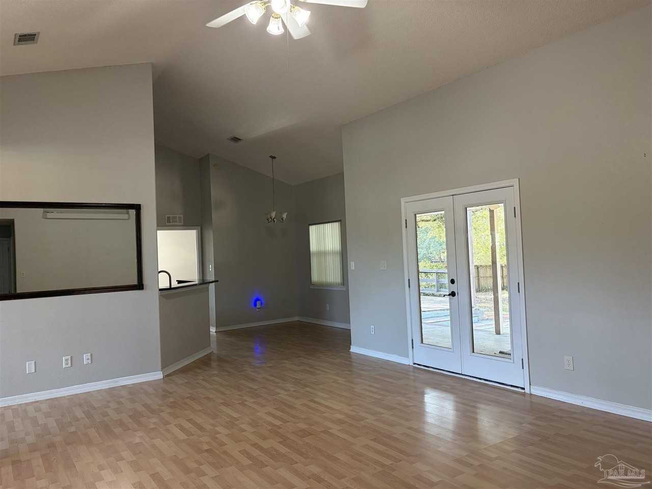 5614 Whispering Woods Dr - Photo 3 of 18