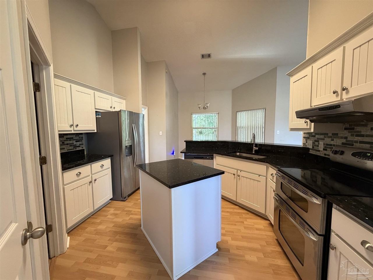 5614 Whispering Woods Dr - Photo 5 of 18