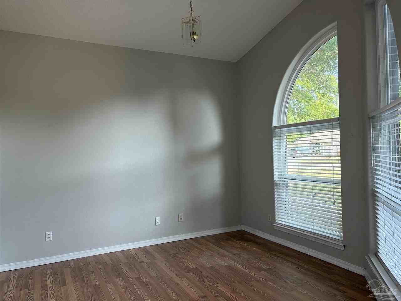 5614 Whispering Woods Dr - Photo 6 of 18