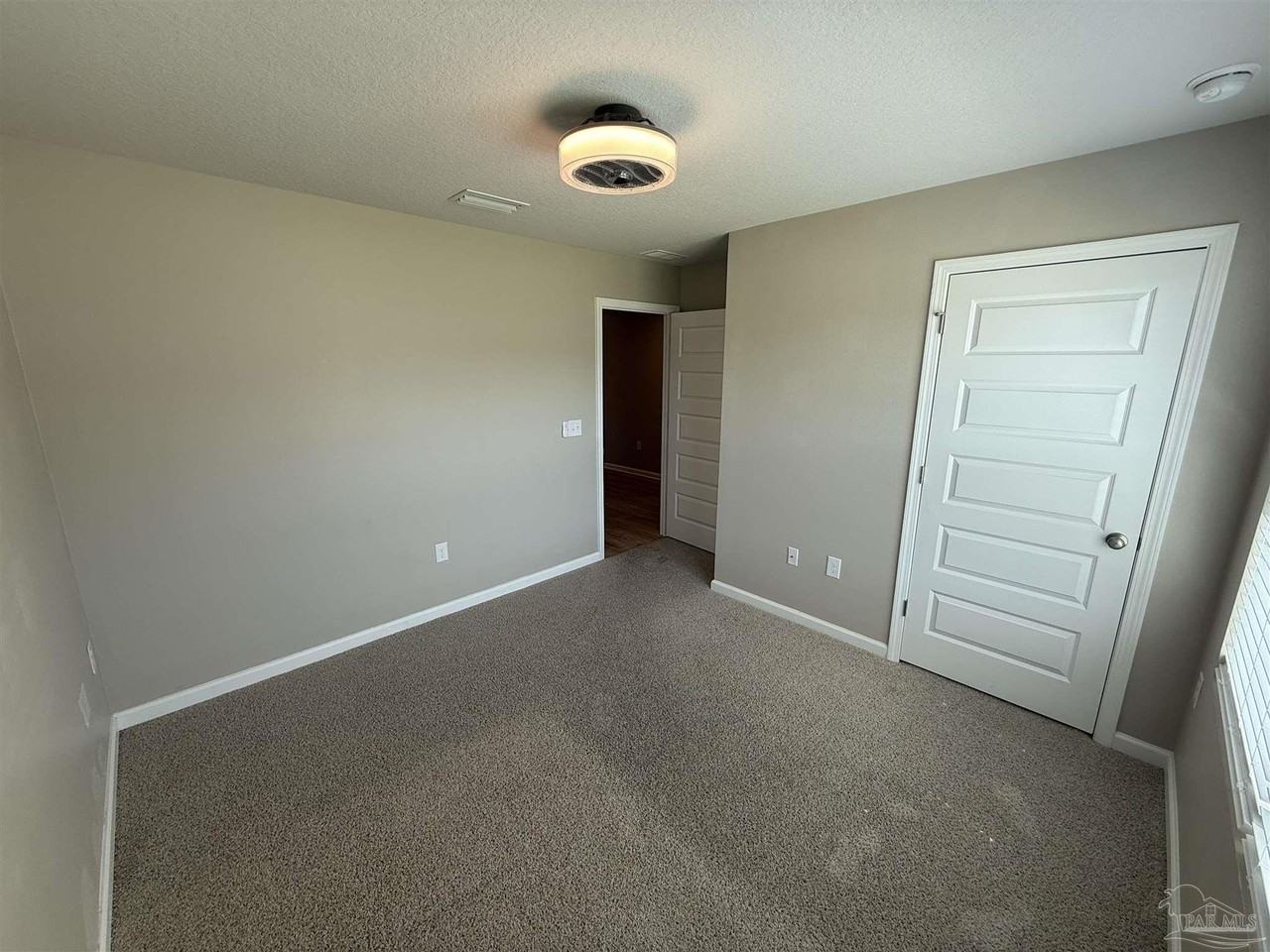 4041 Whitetail Ln - Photo 2 of 26