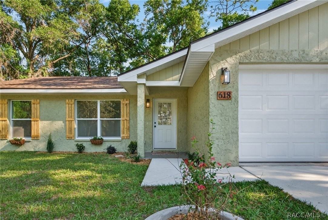 618 Spruce St - Photo 2 of 34