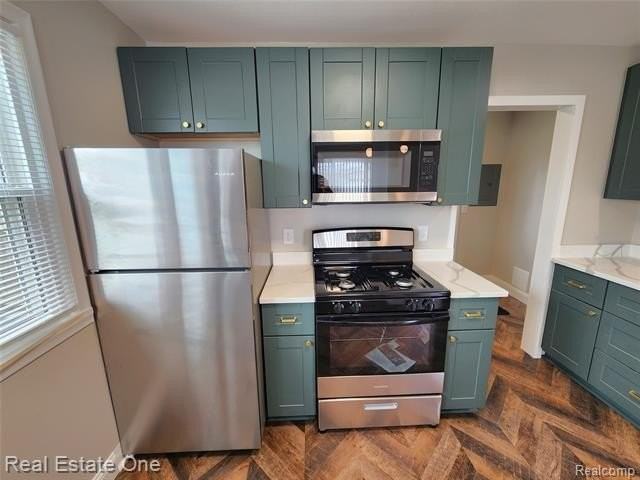 628 E Jarvis Ave - Photo 4 of 15