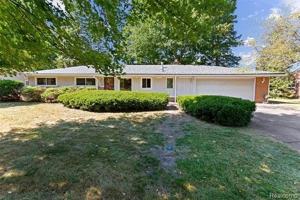 featured image of 3765 Ruthland Dr
