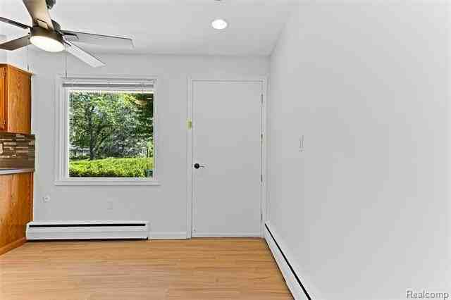 3765 Ruthland Dr - Photo 7 of 33