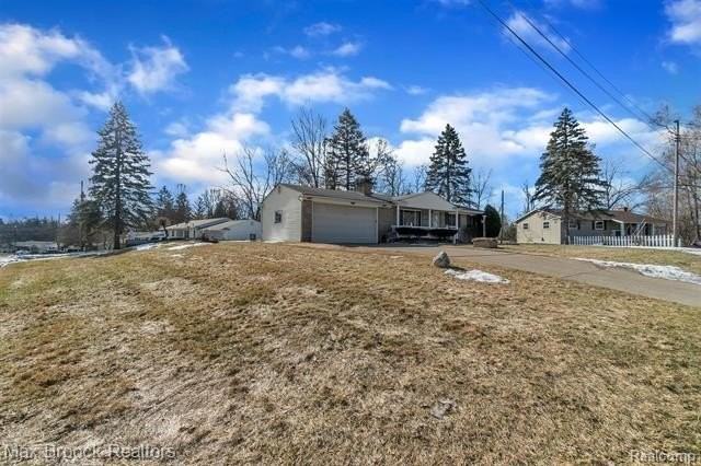 1102 Davenport Dr - Photo 2 of 38