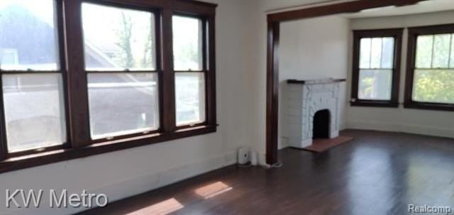 1076 N Rademacher St - Photo 6 of 15